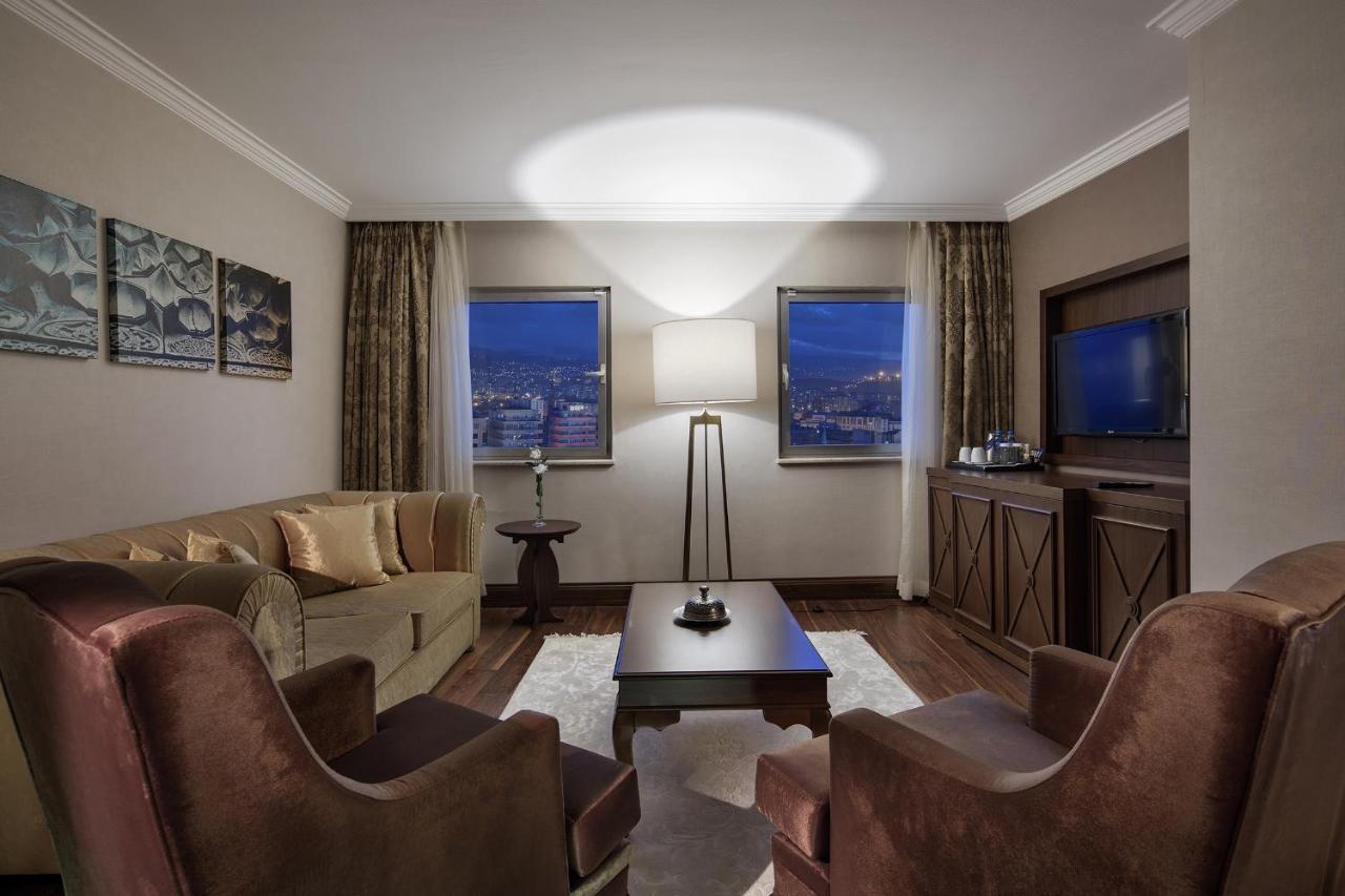 Executive Deluxe Suite,452396367:JPEG